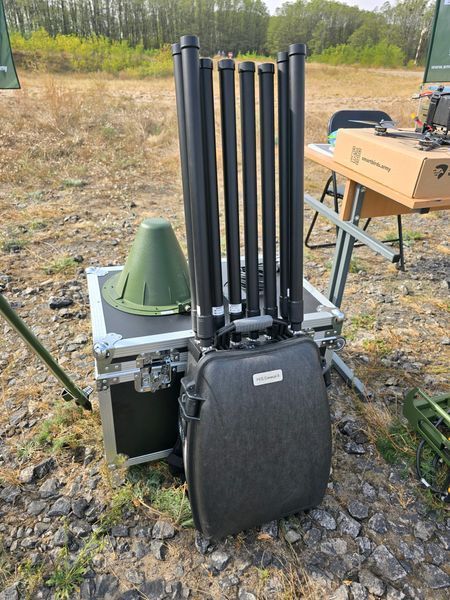 Станция РЭБ СИНИЦА 8 44850 фото